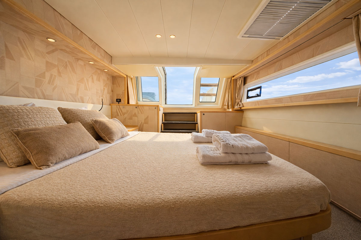 Royal Destiny - 62 ft crewed catamaran