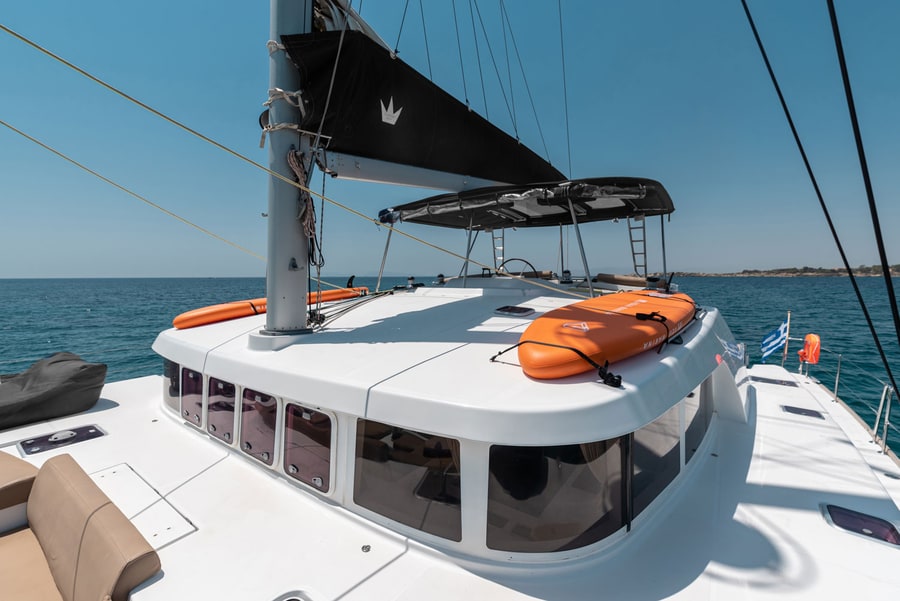 The Full House - 50 ft crewed catamaran